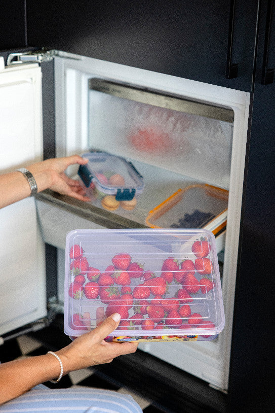 POJEMNIK DO MROŻENIA PLASTIKOWY PROSTOKĄTNY FREEZE 2,4L