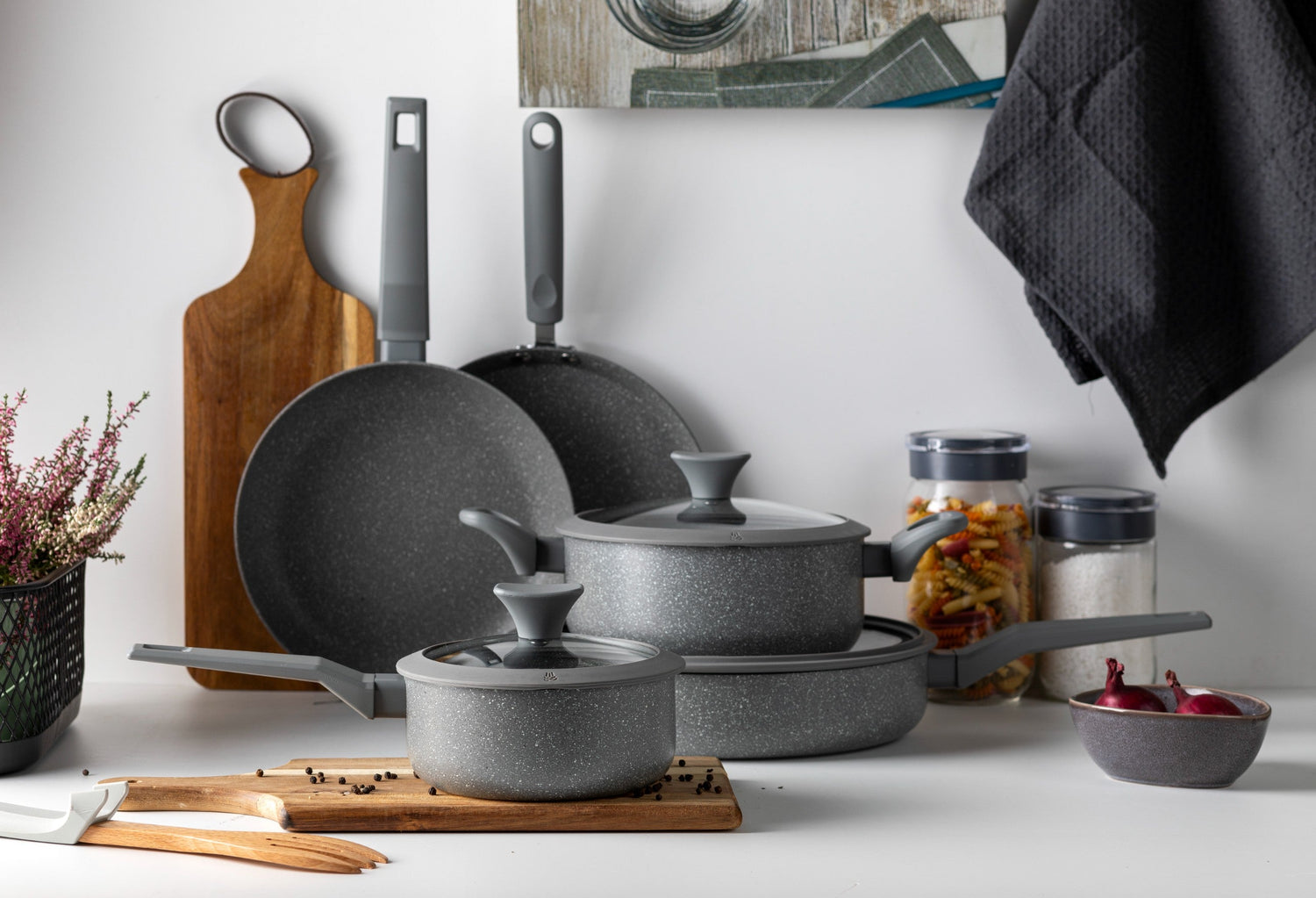 Zestaw 7 elementowy komplet garnków i patelni Pierre by Mateusz Gessler szary | aluminum | powłoka Non–Stick| wszystkie typy kuchenek |