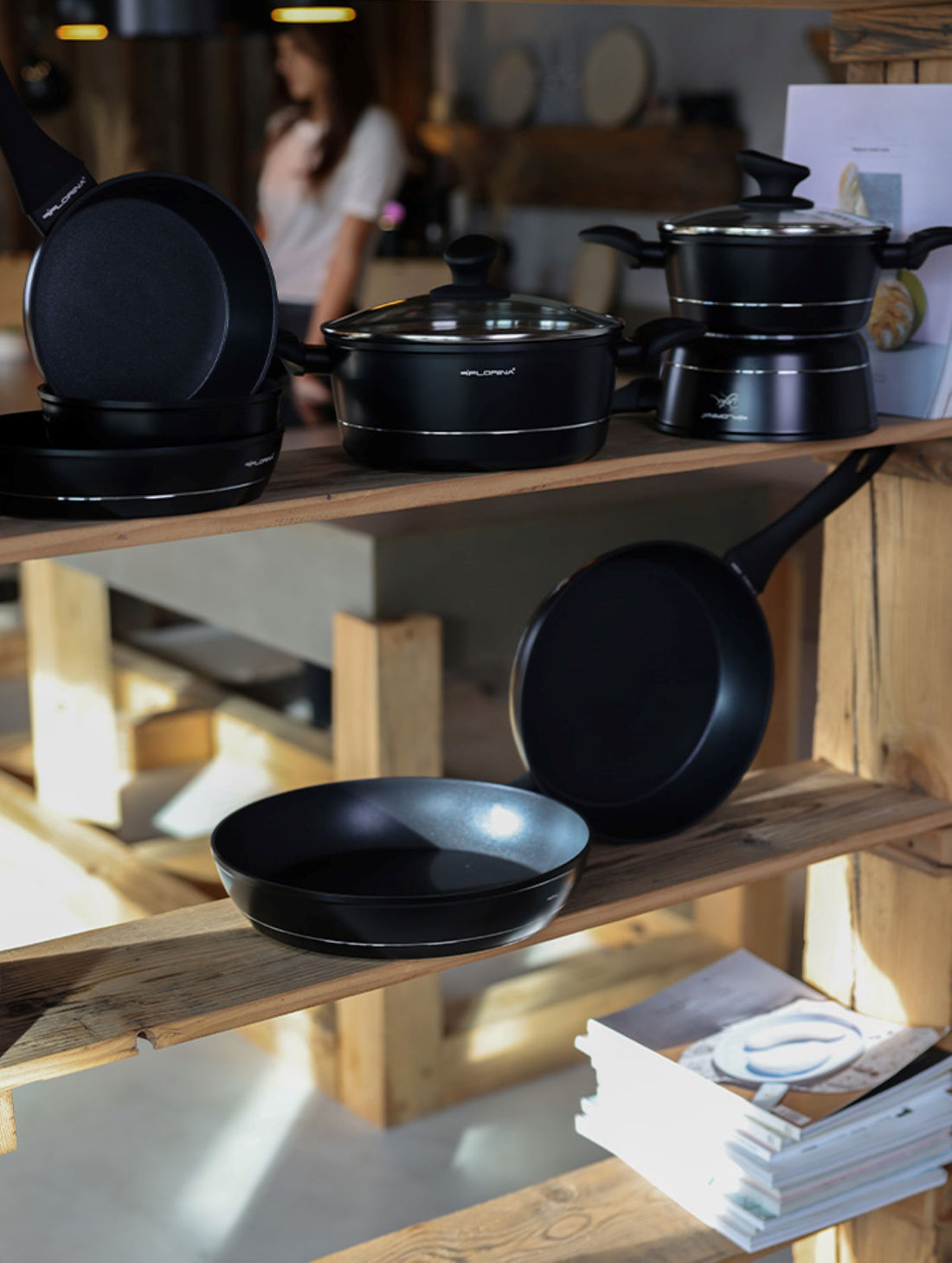 Zestaw 2 sztuk patelni FLORINA DELUX by mateusz gessler 18 cm 22 cm 26 cm 30 cm czarny