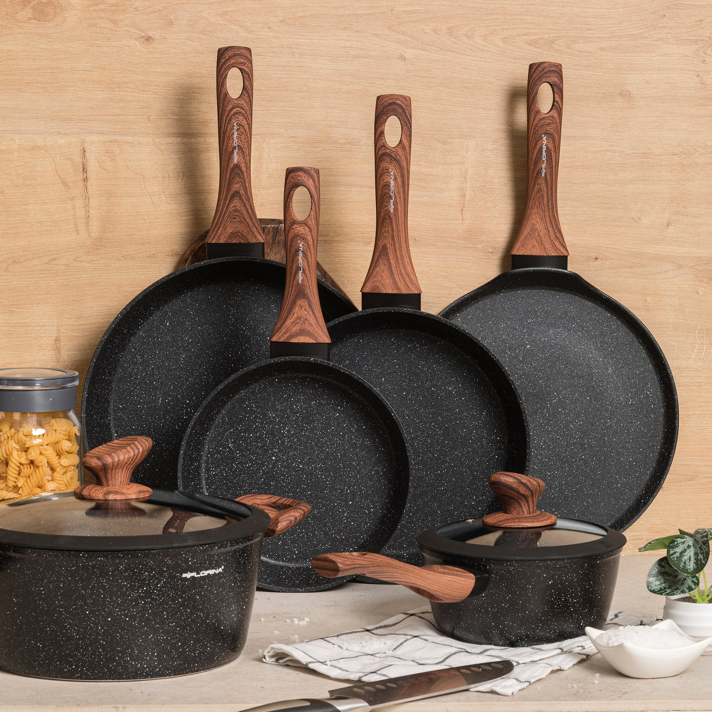Garnek aluminiowy Florina Master Black 24 cm 4l