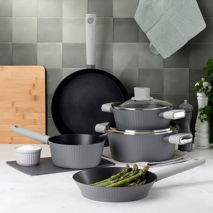 Garnek aluminiowy z pokrywką Florina Serrano 20 cm 2,1 l