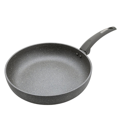 Кам&