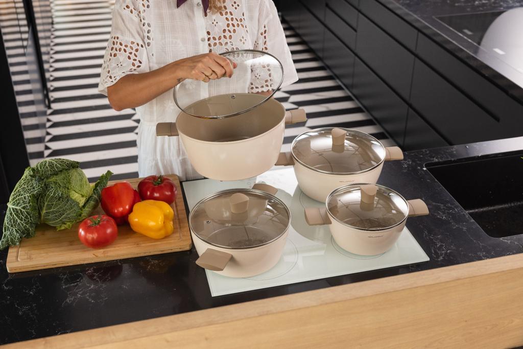 Garnek aluminiowy Florina Mokka 20 cm 2,1 l